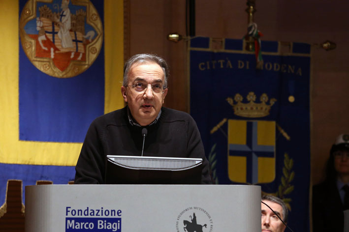 Il Dott. Sergio Marchionne, durante la "Lectio Magistralis" agli studenti (photo copyright: Roberto Brancolini)