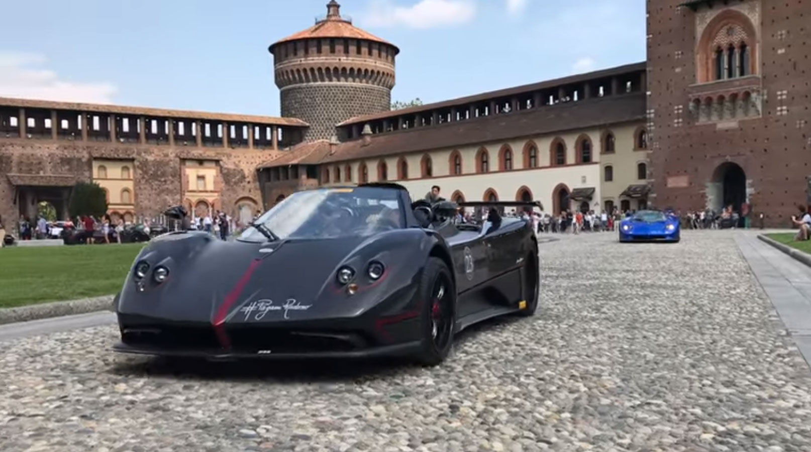 Photo of VIDEO – Raduno Pagani a Milano